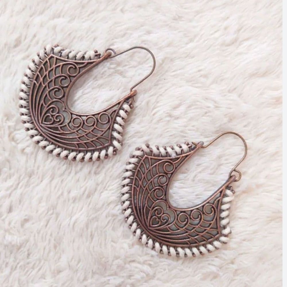 Bohemian Gypsy  Hollow Out Heart Detail Bronze and White Hoop Earrings